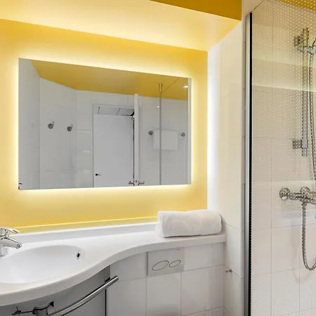 Ibis Aeroport Promenade Des Anglais 3* Nizza