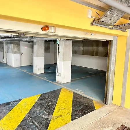 Vue 02 45m Et Parking Nizza
