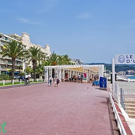 Au Petit Carre D Or Proche Plages Et Prom Apartment Nice
