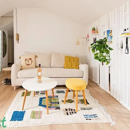Apartment Au Petit Carre D Or Proche Plages Et Prom
