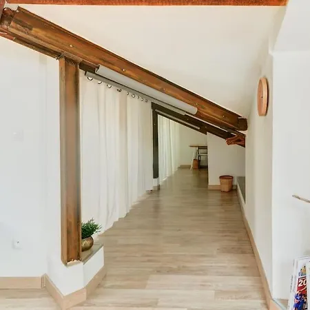 Joli Loft Mansarde Apartment Nice