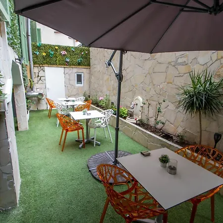 Parisien 3* ניס