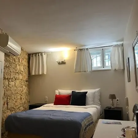 Rivoli Hotel 3*