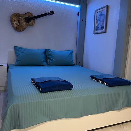 Apartment En Rez-de-jardin *