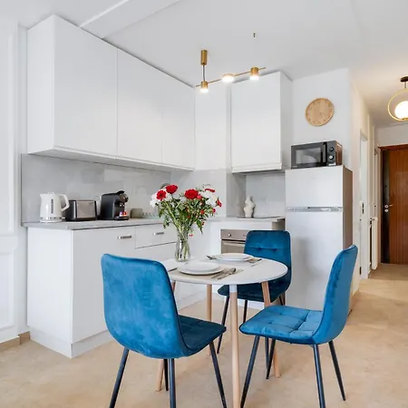 Studio Elegant Avec Balcon Proche Mer Et Tramway Apartment *