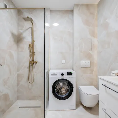 Apartment Studio Elegant Avec Balcon Proche Mer Et Tramway Nice