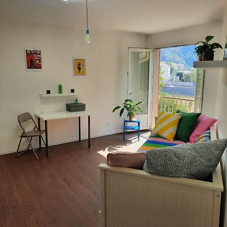 Homestay La 1, Climatisee Ac, Cuisine Privee