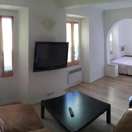 3 Pieces En Bord De Et Proche Tramway Apartment *