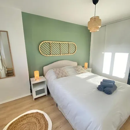 Apartment Modern & Cosy 3 Bedrooms Train Tramway