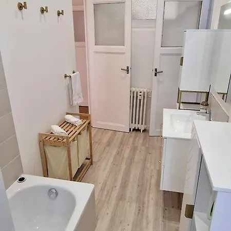 Jazzy Et Spacieux Prom Des Apartment Nice