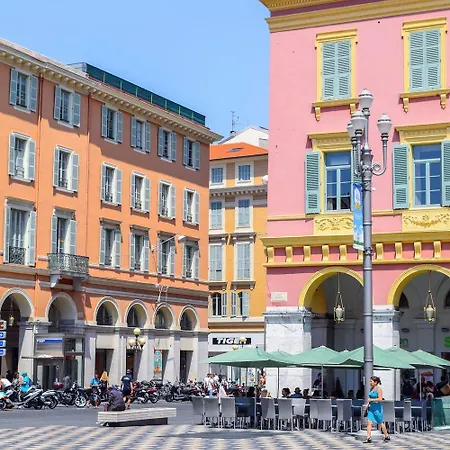 Apartment Modern & Cosy 3 Bedrooms Train Tramway *
