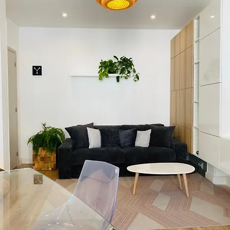 Apartment Le Miollis - Et Confort - Wifi- Pres Tansports En Commun Et Commerces *