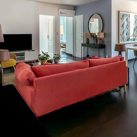 Apartment #52 Bonaparte 5 Min To Old Town Balcony & Ac