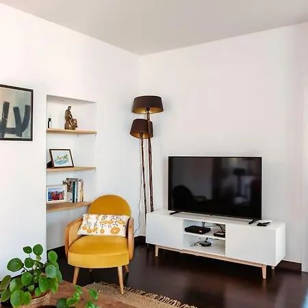 Apartment #52 Bonaparte 5 Min To Old Town Balcony & Ac