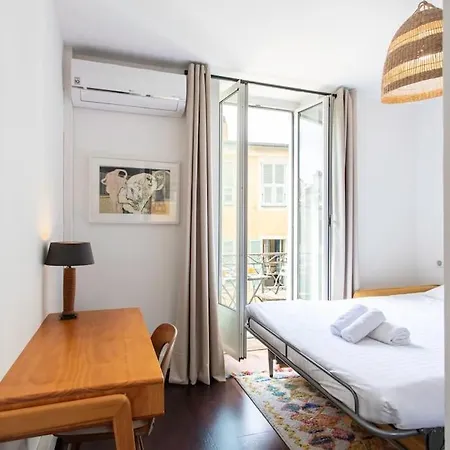 Apartment #52 Bonaparte 5 Min To Old Town Balcony & Ac *