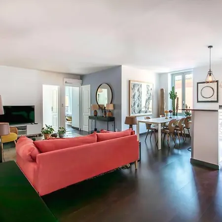 #52 Bonaparte 5 Min To Old Town Balcony & Ac Apartment