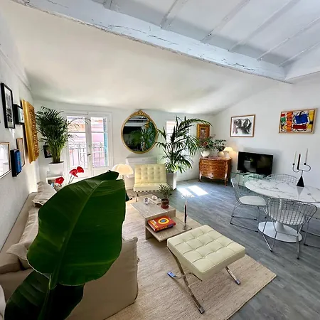 Superbe Duplex Entre Le Vieux Et La Prom Apartment *