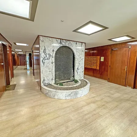 Courtyard Promenade Apartment *