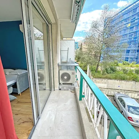 Courtyard Promenade Apartment Nice