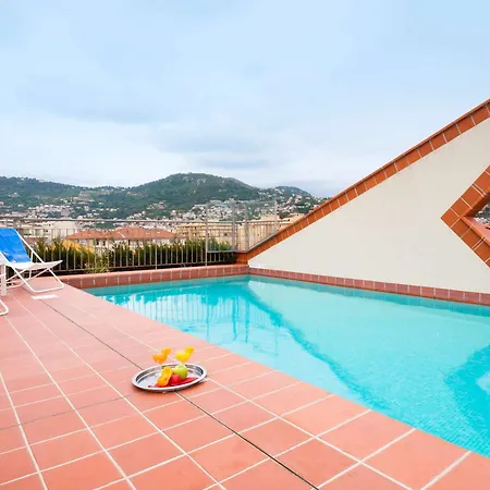 Lejlighedshotel Adagio Access Garibaldi Nice