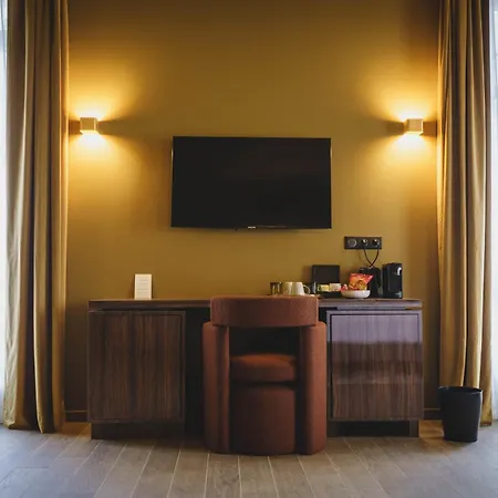 Hotel Gounod Fully Renovated