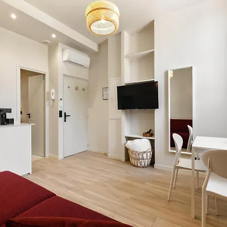 Massena Apartment Nice