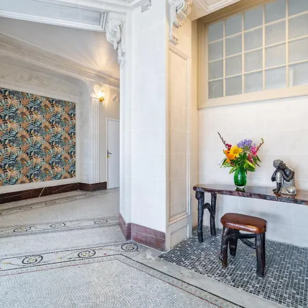 Monique - Le Luxe Proche De La Apartment
