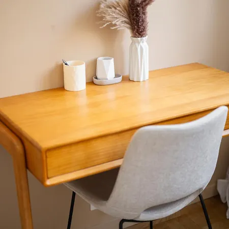 Apartment Luxueux, Spacieux Et Equipe A 5 Min Du Port