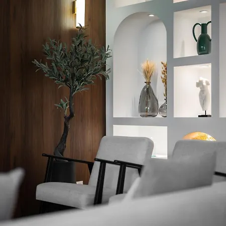 Luxueux, Spacieux Et Equipe A 5 Min Du Port Apartment