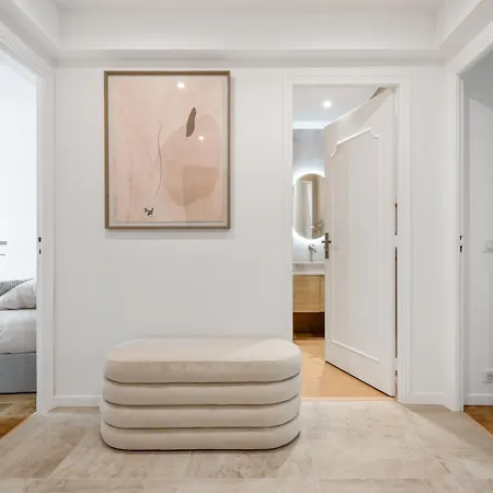 Luxueux, Spacieux Et Equipe A 5 Min Du Port Apartment *