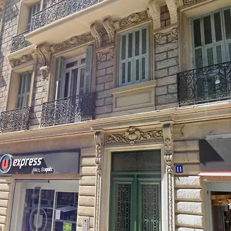 The French Coastal Retreat By J - Central, 5 Mins To Sea, Tram, Train, Ac, Wifi Apartment *