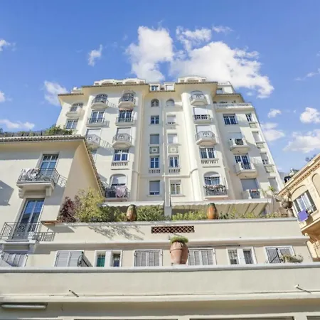 Luxueux Avec Terrasse Et Parking Apartment *