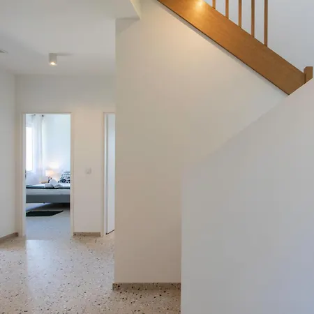 Villa #54 Sea View 4 Bdr Ac Parking 5mins To Port Bbq