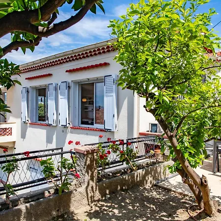 #54 Sea View 4 Bdr Ac Parking 5mins To Port Bbq Nice