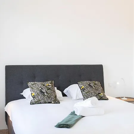 #54 Sea View 4 Bdr Ac Parking 5mins To Port Bbq