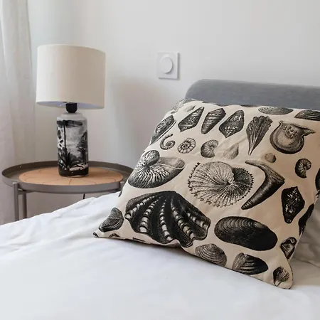 #54 Sea View 4 Bdr Ac Parking 5mins To Port Bbq Villa *
