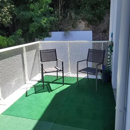 Avec Belle Terrasse Apartment *