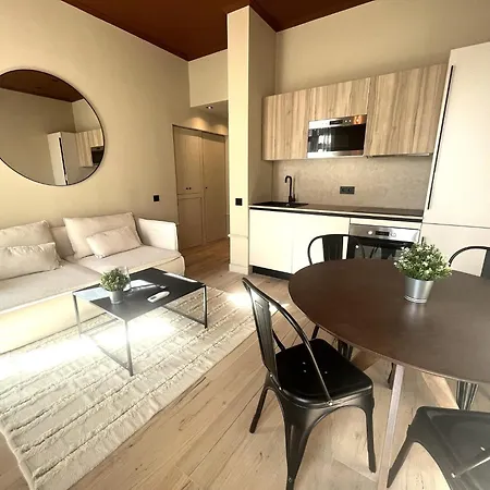 Apartment Beaumont Republique *