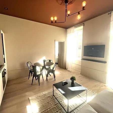 Apartment Beaumont Republique *