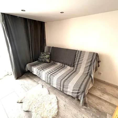 Berlioz Terrasse Apartment *