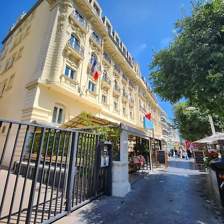 Carre D Or Apartment