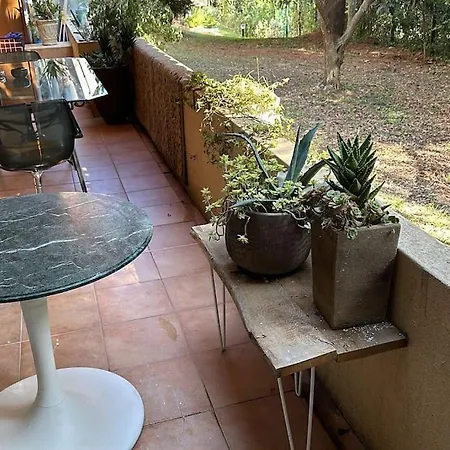 Apartment Superbe De 3p Pieces Dans Avec Piscine Et Climatisation