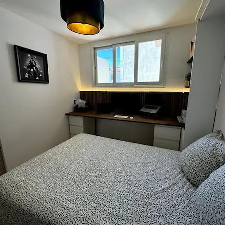 Modern Massena Place * Nice