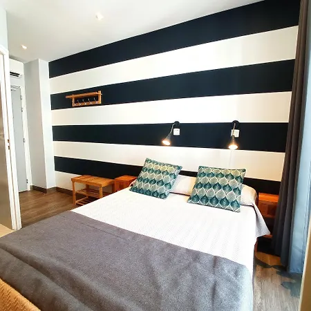 Otel H33 Nice