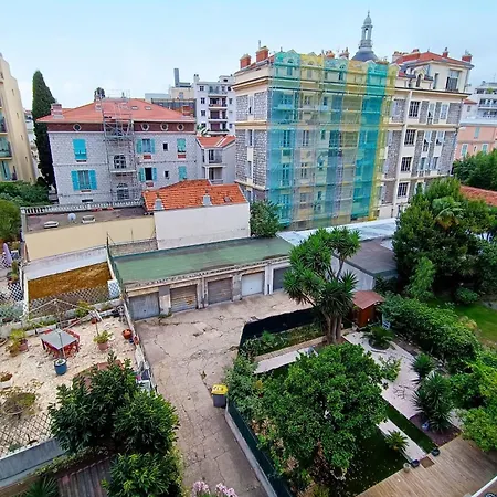 Apartment Spacious T2 Near The Historic Sites Of *