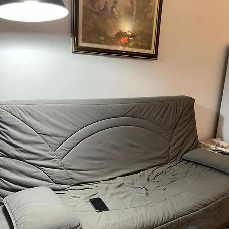 Deloye Fshh Apartment Nice