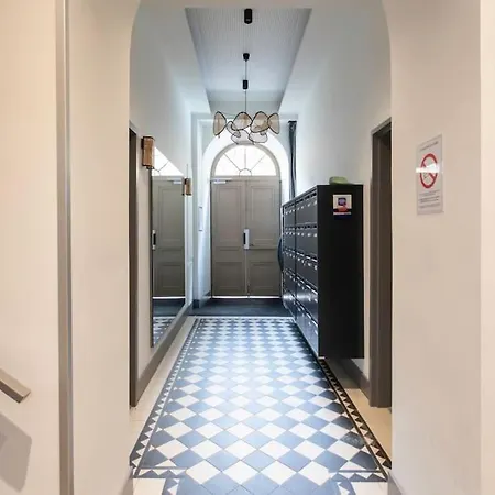 #59 Balcony 5mins Old Town & Sea Ac Wifi Apartment