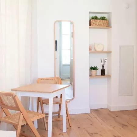 Apartment #59 Balcony 5mins Old Town & Sea Ac Wifi Nice