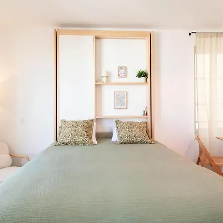 Apartment #59 Balcony 5mins Old Town & Sea Ac Wifi
