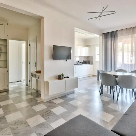 Apartment Superbe T2 Avec Terrasse Et Parking